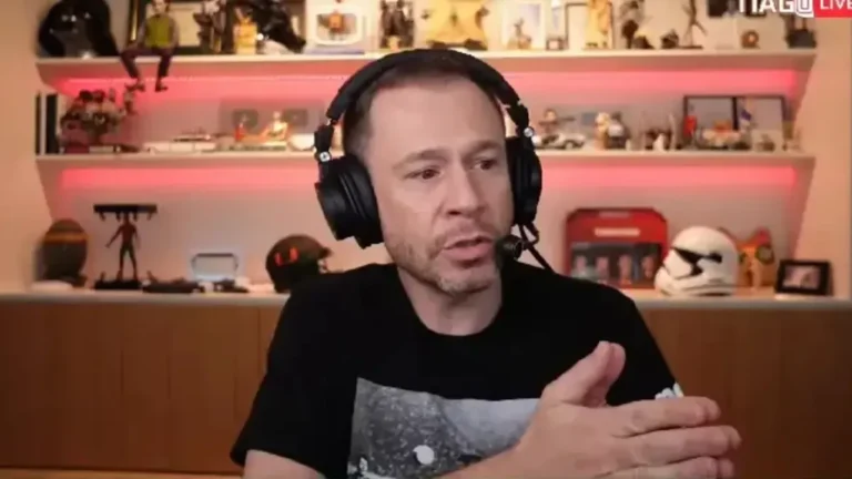 Tiago Leifert discute ao vivo com influencer sobre polêmica com Vini Jr.