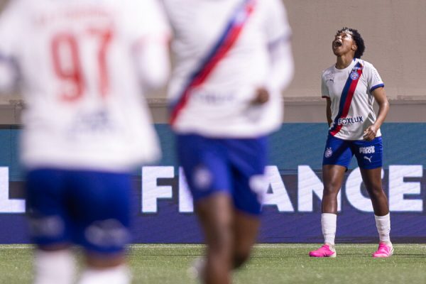 Dan marca para o Bahia e iguala a disputa (Foto: Rebeca Reis/ Staff Women / CBF)