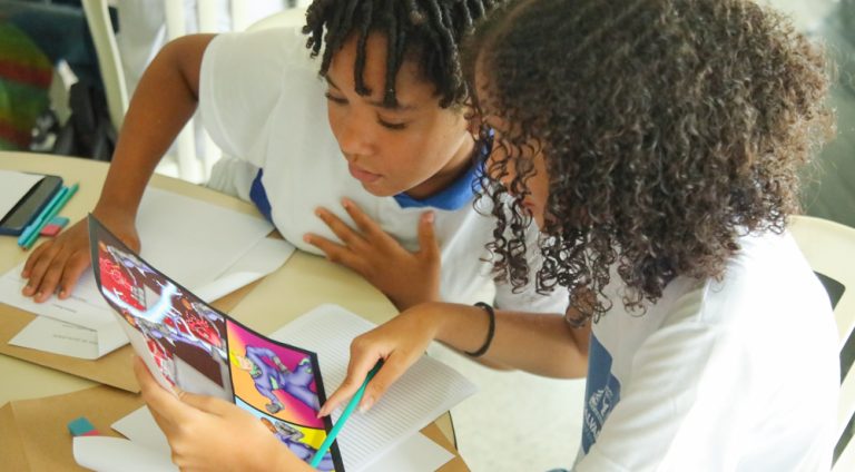 08.05-Oficina-de-desenho-na-biblioteca-Edgard-Santos-Lucas-Moura-Secom-PMS-18
