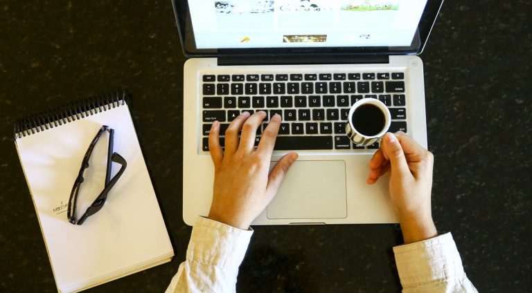 Teletrabalho, home office ou trabalho remoto.