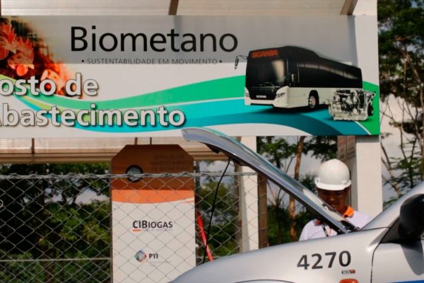 1079288-itaipu - inauguração da planta de biogás-15_1