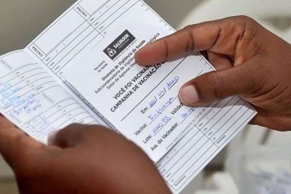 115590bahia-exigira-comprovante-de-vacinacao-para-entrada-em-hospitais-e-unidades-sac-diz-rui-3