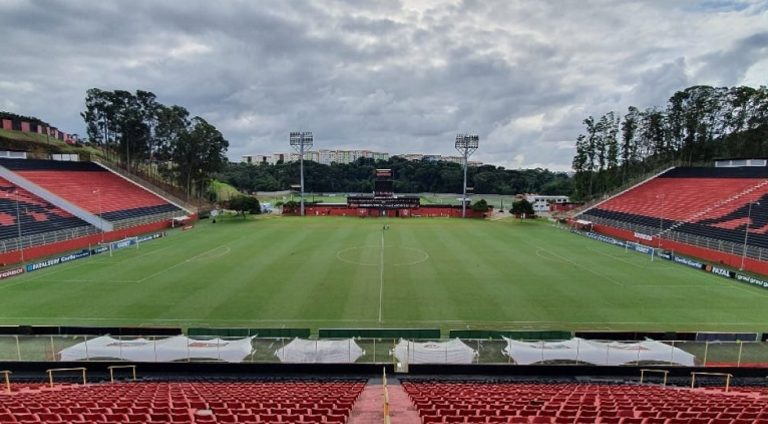 127323,classificado-vitoria-vai-estrear-fase-final-de-serie-c-contra-paysandu-veja-tabela-3