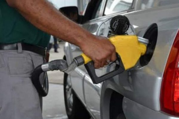 128306,bahia-e-o-estado-com-a-terceira-gasolina-mais-cara-do-brasil-3
