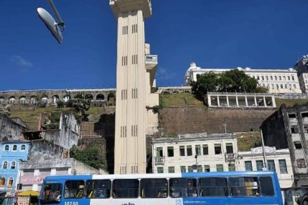 129425,frota-de-onibus-em-salvador-aumenta-aos-domingos-e-feriados-com-a-proximidade-do-verao-3
