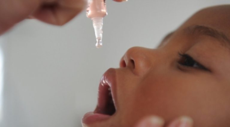 129672,dia-mundial-de-combate-a-polio-menos-de-60-do-publico-alvo-foi-imunizado-na-bahia-3
