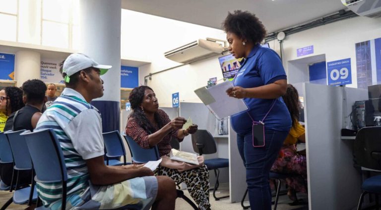 16_09_2025_Cadastramento-de-Ambulantes-para-Festas-Populares_Fot-Bruno-Concha_Secom_Pms-4_3_11zon-1-1024x683