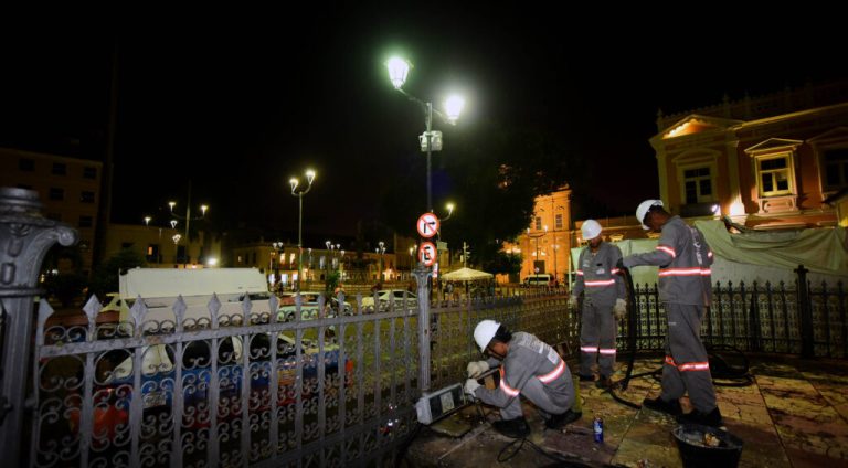 18_07_2023_DSIP-Reforca-Iluminacao-do-Centro-Historico_Foto_Jefferson-Peixoto_Secom_Pms-5-1024x683 (1)