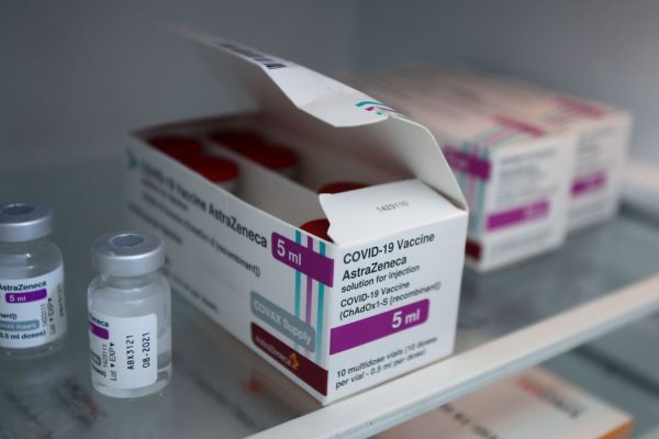 2021-06-09t101659z_1142101059_rc2yun9p120b_rtrmadp_3_health-coronavirus-algeria-vaccine
