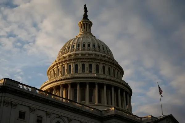 2021-12-09t190831z_1_lynxmpehb80xb_rtroptp_4_usa-shutdown (1)
