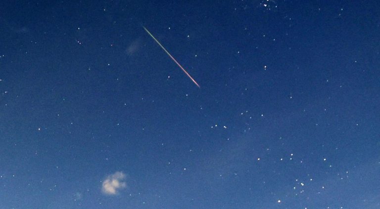 2022-08-12t081155z_288304516_rc2puv95rhxl_rtrmadp_3_meteor-perseid-bosnia
