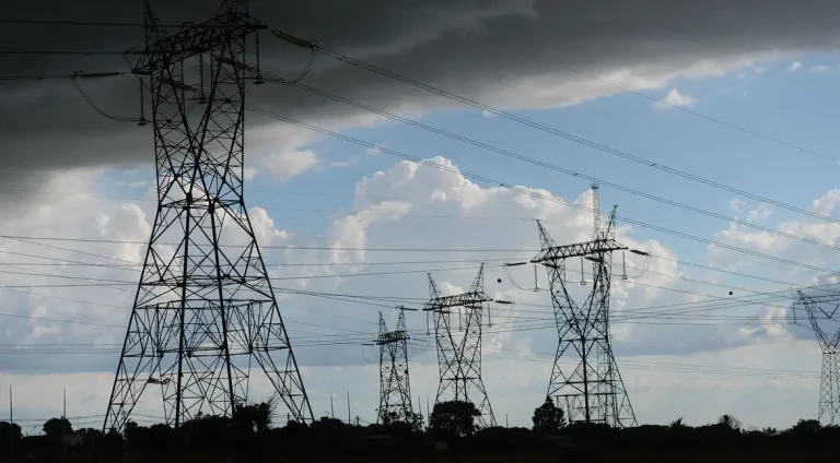 946196-energia_linha de transmissão-16