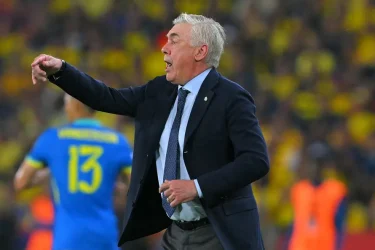 Ancelotti-Brasil-Equador-scaled-aspect-ratio-512-320-2
