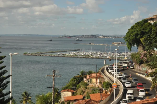 Avenida-Contorno-tera-ciclovia-e-calcada-no-nivel-0127413900202406110844-ScaleDownProportional