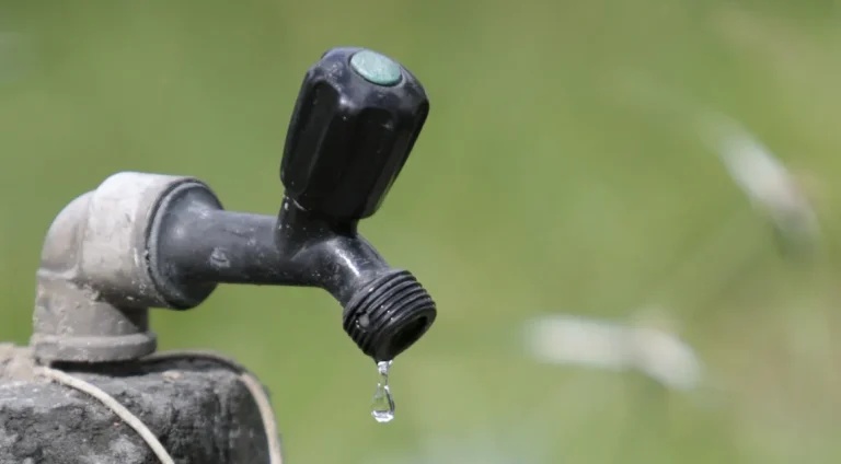 Bairros-do-Suburbio-terao-fornecimento-de-agua-sus0129612300202411191217-ScaleDownProportional