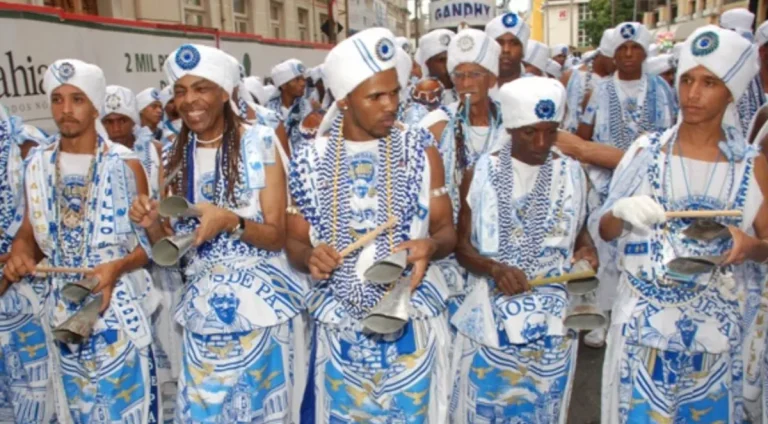 Bloco-Filhos-de-Gandhy-faz-ensaio-aberto-ao-public0030527500202309231503-6