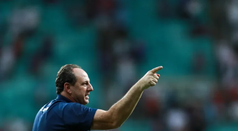 Botafogo-e-dificilimo-de-ser-batido-diz-Ceni-apos-0128183000202408072314-ScaleDownProportional
