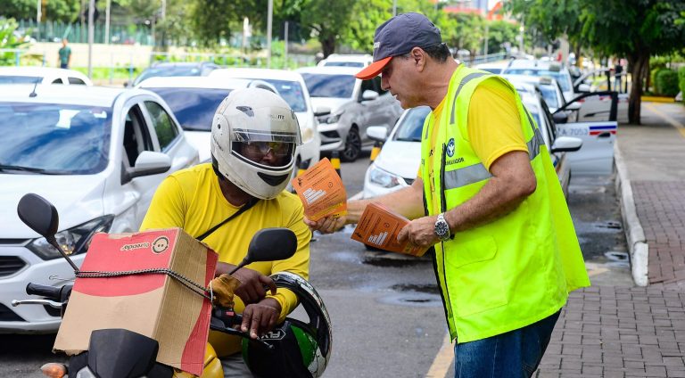 Campanhas_educação_trânsito_Salvador__Fotos__Jefferson_Peixoto__Secom_PMS (6)