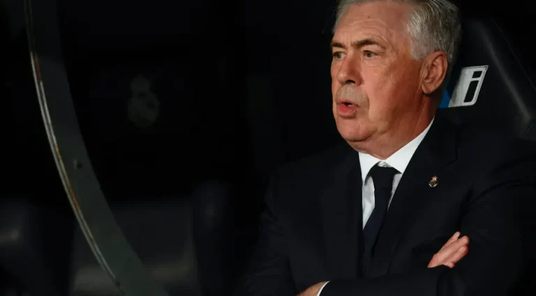 Carlo-Ancelotti-no-banco-do-Real-Madrid-em-sua-penultima-partida-no-Santiago-Bernabeu-scaled-aspect-ratio-512-320-3