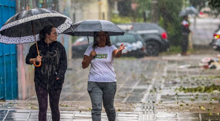 Chuva_Foto-Rafa-Neddermeyer_Agencia-Brasil-1400x658