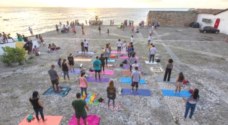 Coletivo-Ser-Yoga-ftDivulgacao-4-696x393 (1)
