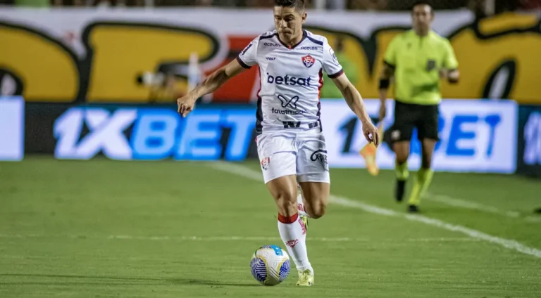 Com-Osvaldo-e-sem-Dudu-Vitoria-convoca-24-para-jog0127800200202407111103-ScaleDownProportional