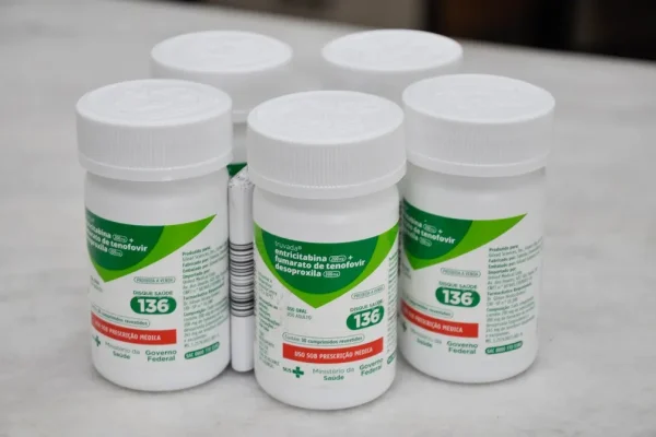 Cresce-na-Bahia-total-de-usuarios-da-PrEP-medicaca0129528900202411121835-ScaleDownProportional
