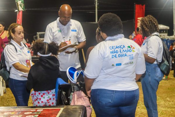 Criança_não_é_mão_de_obra__Fotos__Thais_Tosta__Secom_PMS+(1)