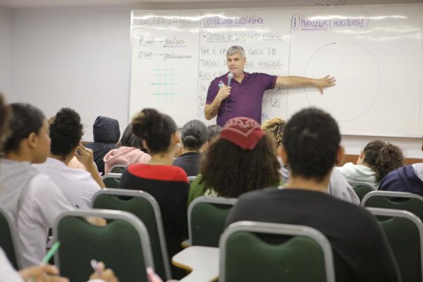 Cursos-Ingressar-iniciam-aulas-nessa-quarta.-Lucas-Moura-Secom-PMS.-13