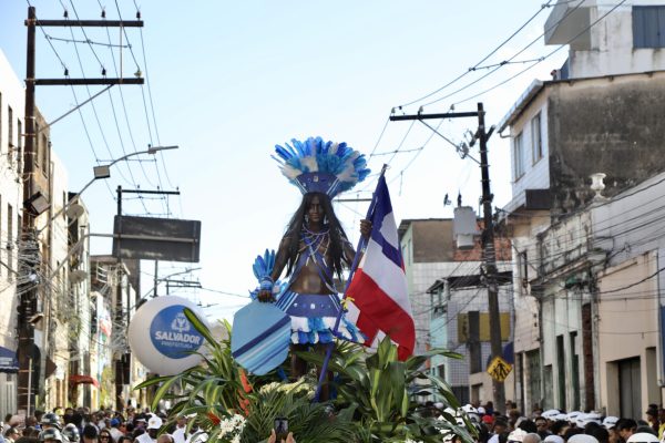 Desfile_2_de_Julho__Foto__Bruno_Concha__Secom_PMS-2048x1365