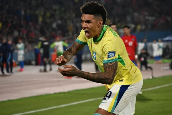 Dorival-destaca-desempenho-de-Igor-Junior-em-parti0129085700202410110805-ScaleDownProportional
