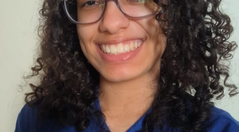 Estudante de colégio estadual em Encruzilhada conquista medalha de ouro na Olimpíada Brasileira de Língua Inglesa (2)
