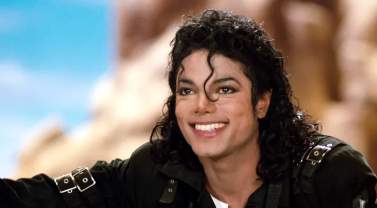 Ex-esposa-de-Michael-Jackson-faz-revelacao-sobre-v0129049400202410082008-ScaleDownProportional