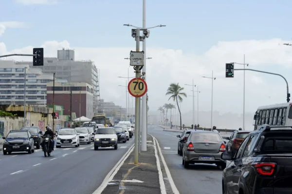 Excesso-de-velocidade-desafia-movimento-por-transi0126404000202403290848-ScaleDownProportional