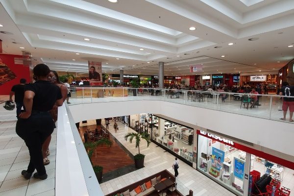 Foto-interna-Shopping-Paralela-1
