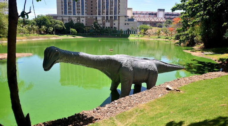 Lagoa dos Dinossauros