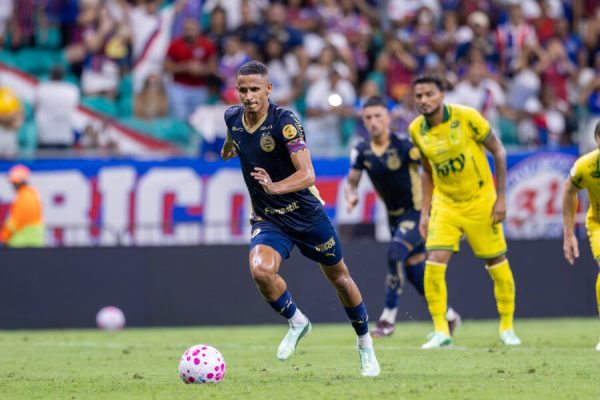 Luciano Juba converte penalti