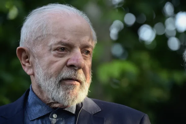 Lula-e-operado-apos-deteccao-de-hemorragia-intracr0129888000202412100605-ScaleDownProportional
