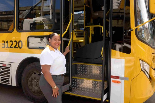 Mulheres-no-volante_Otavio-Santos_Secom-PMS-1-2048x1367