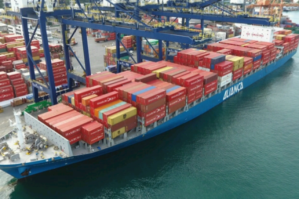 Navio-Vicente-Pinzon-da-Alianca-Logistica-chega-a-Salvador