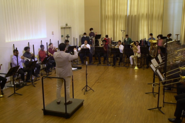 Neojiba-Orquestra-2-de-Julho-Grupo-de-metais-e-percussao-696x392