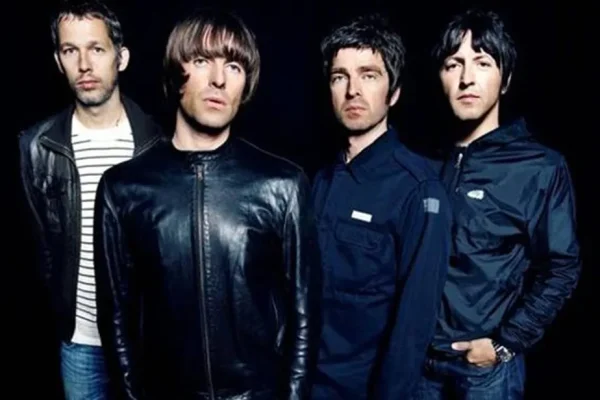 Oasis-voltou-Irmaos-Gallagher-anunciam-turne-para-0128435900202408270902-ScaleDownProportional