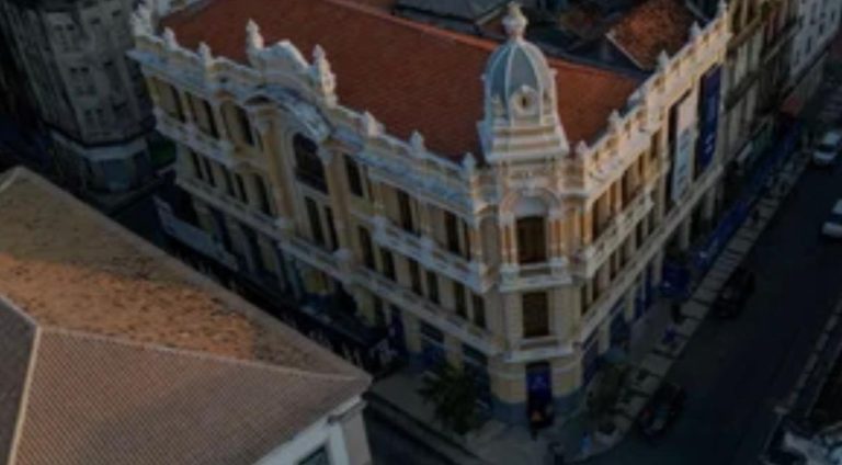 mercado do tira
