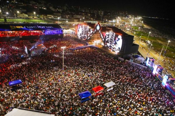 Palco_Festival_Virada_salvador__Foto__Lucas_Moura__Secom_PMS-1-1024x682