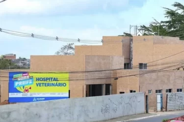 Prefeitura-inaugura-Hospital-Veterinario-de-Salvad0126356500202403250724-ScaleDownProportional