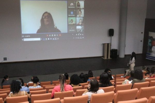 Programa-de-Atencao-a-Saude-e-Valorizacao-do-Professor-696x464