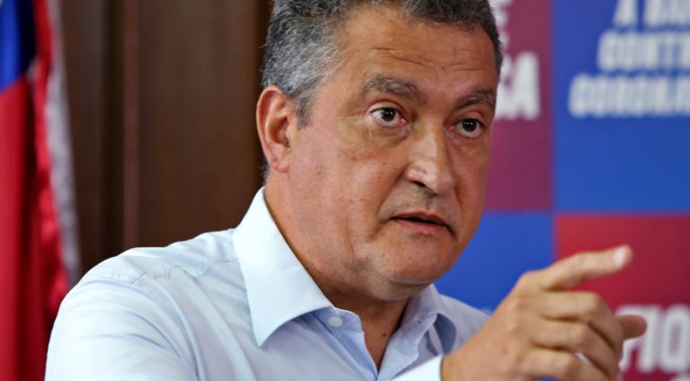 Salvador BA 12 05 2020 O governador da Bahia Rui Costa e mais 5 governadores do Norte e Nordeste anunciam  não irão seguir novas diretrizes do governo Federal  sobre serviços essenciais durante pandemia foto Paula Froes/Govba