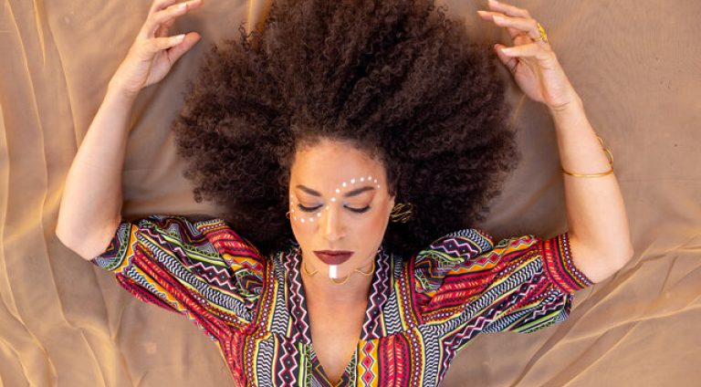 Vika Mennezes -FT Diney Araújo (2)_Easy-Resize.com