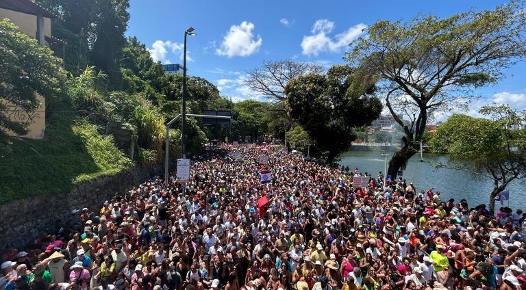 'Volta no Dique' reune multidão em 7ª edição