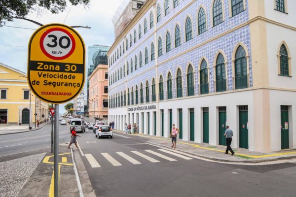 Zona-30_COMERCIO_Fot-Bruno-Concha_Secom_Pms-14-1024x683